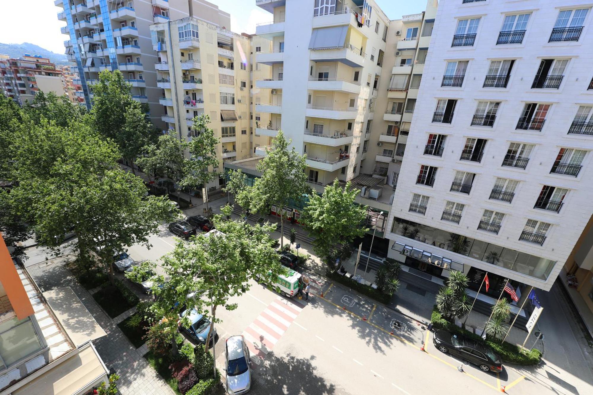 Sunny Side Apartments Vlore Luaran gambar