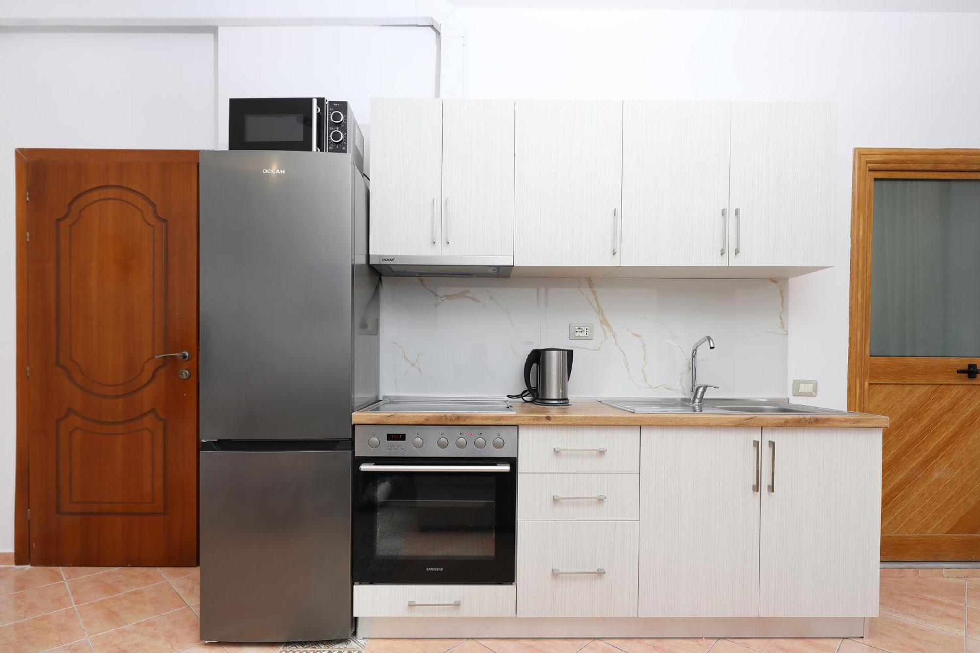 Sunny Side Apartments Vlore Luaran gambar