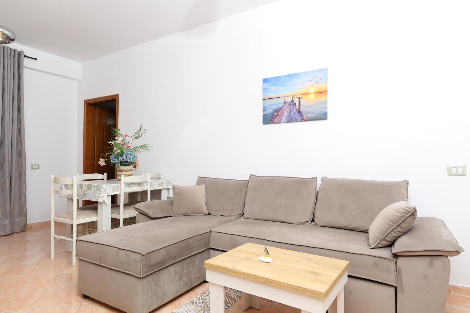 Sunny Side Apartments Vlore Luaran gambar